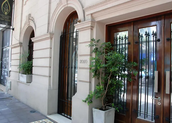 Miravida Soho Hotel & Wine Bar