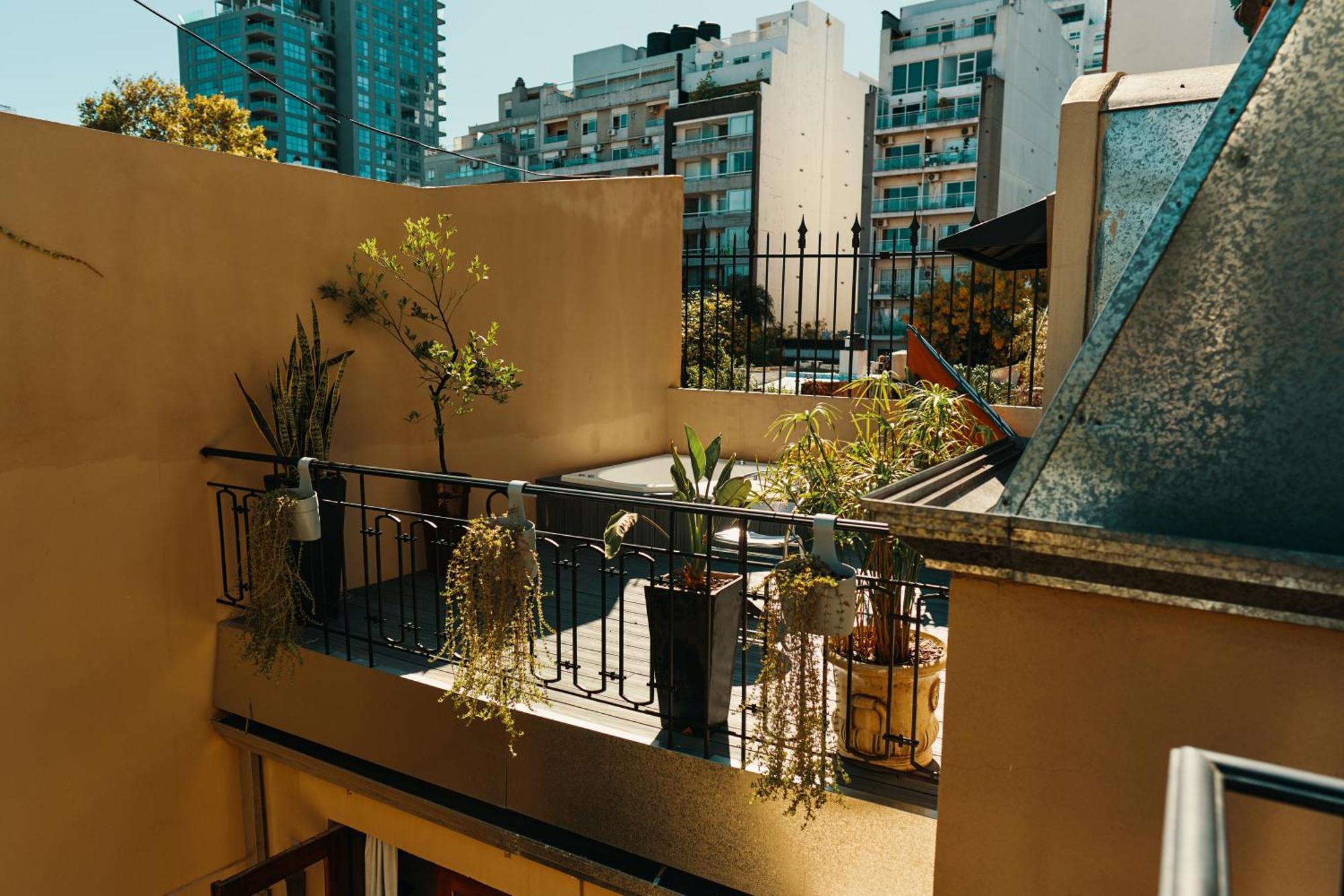 Miravida Soho & Wine Bar Hotel 3*
